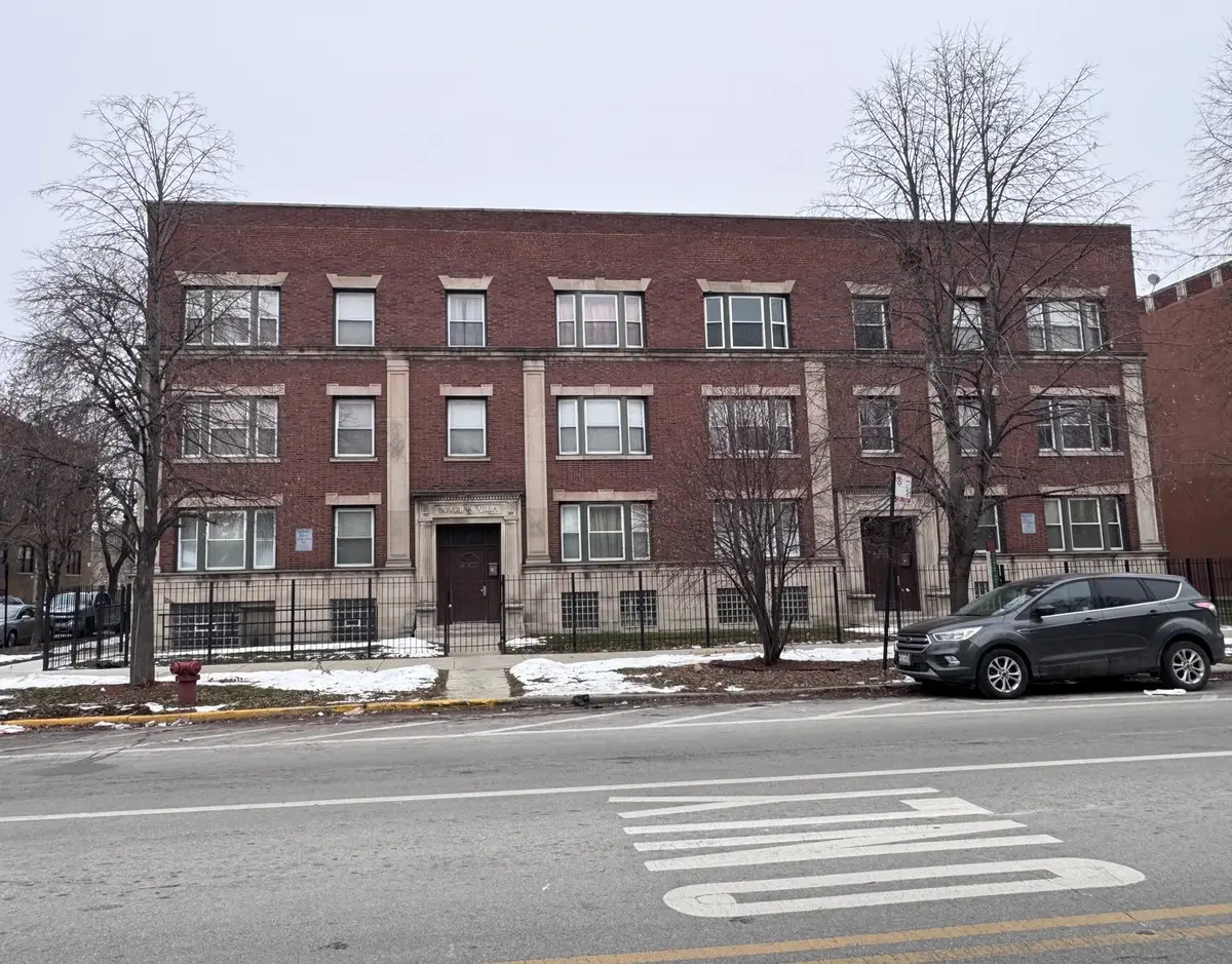 4358 W Washington Boulevard #203, Chicago, IL 60624 - Image #1