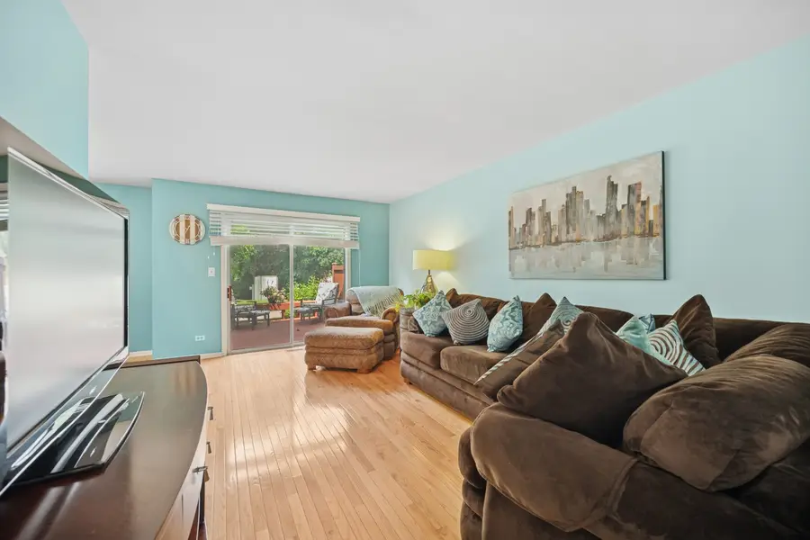 434 Dogwood Terrace, Buffalo Grove, IL 60089 - Image #3