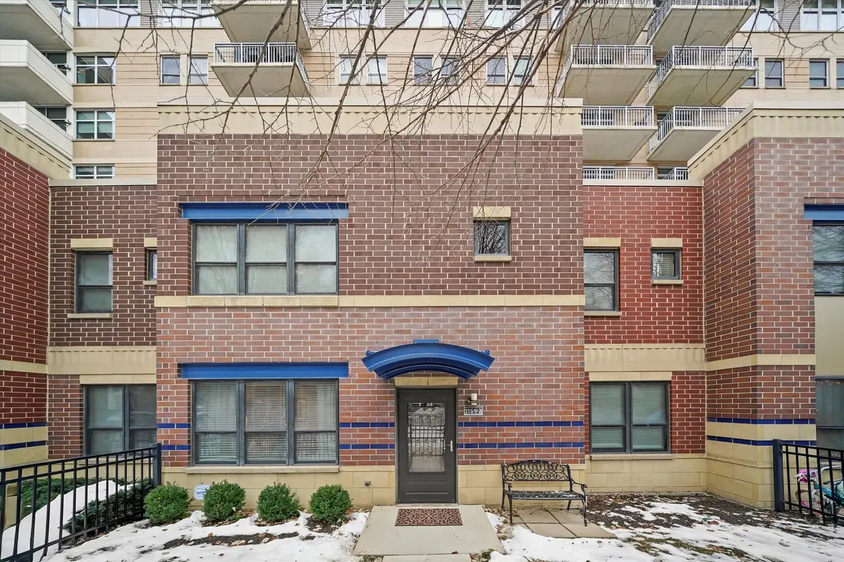 1159 N Cambridge Avenue #3, Chicago, IL 60610 - Image #1