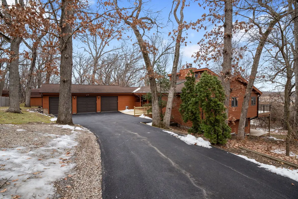1606 W August Lane, McHenry, IL 60051 - Image #1