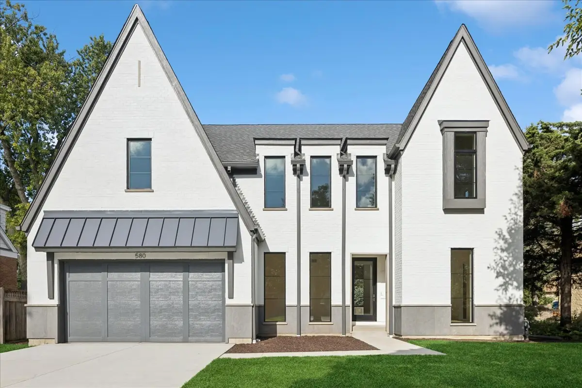 580 S Kearsage Avenue, Elmhurst, IL 60126 - Image #1