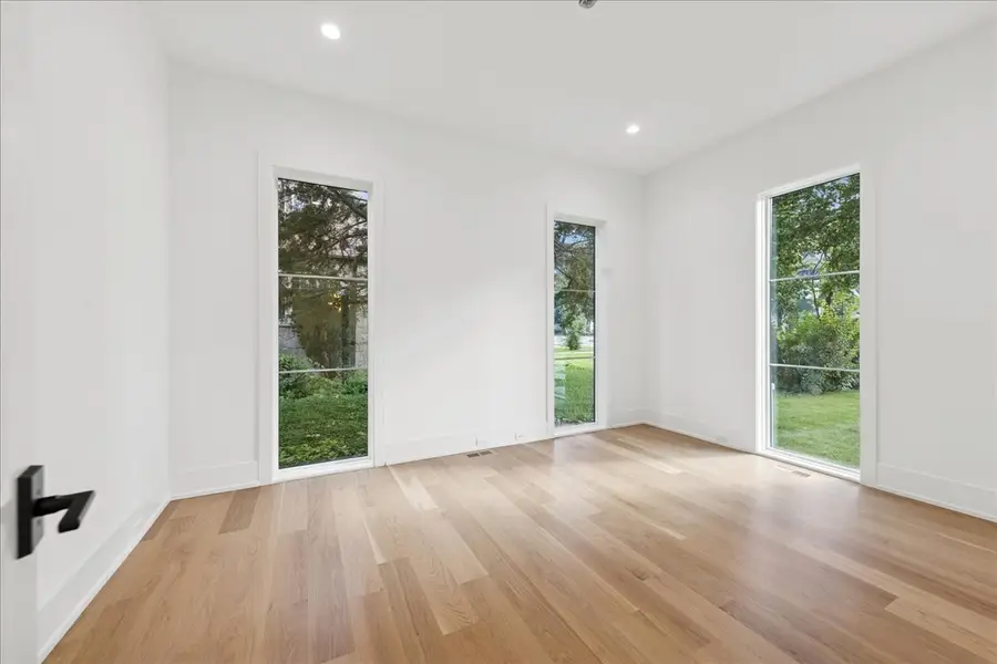 580 S Kearsage Avenue, Elmhurst, IL 60126 - Image #3