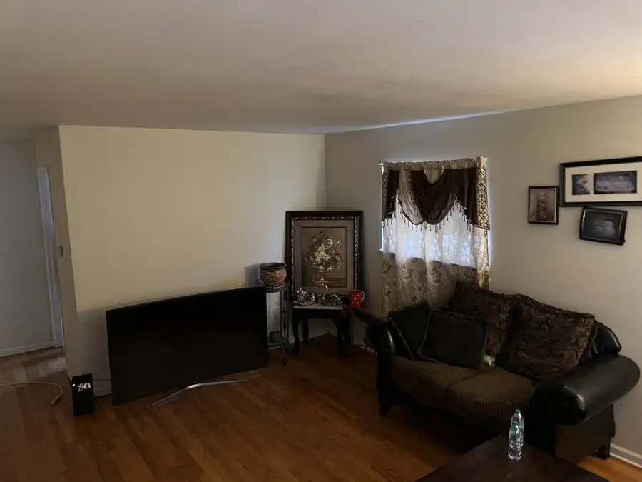 1105 Indian Avenue, Aurora, IL 60505 - Image #3