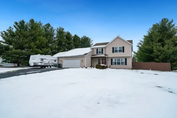 5304 E Hubbard Trail, Byron, IL 61010