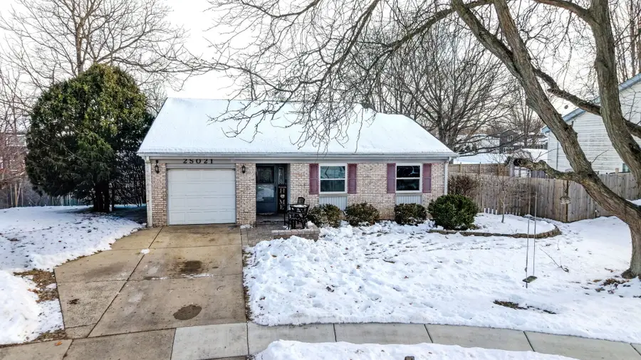 2S021 Lexington Court, Warrenville, IL 60555 - Image #3