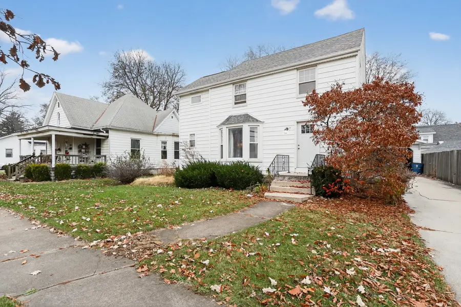 922 S Mill Street, Pontiac, IL 61764 - Image #2