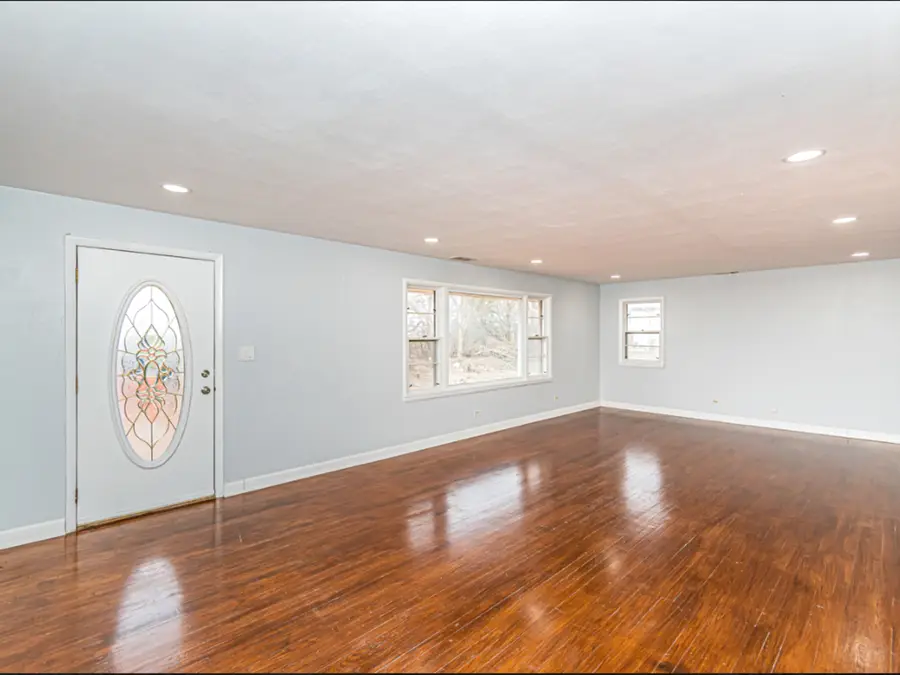 3851 N Frontage Road, Gurnee, IL 60031 - Image #3