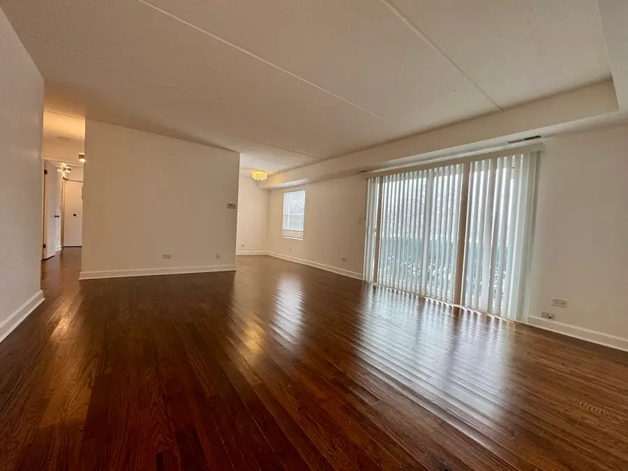 808 N River Road #1B, Mount Prospect, IL 60056 - Image #3