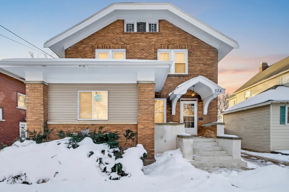 324 Paris Avenue, Rockford, IL 61107 - Image #1