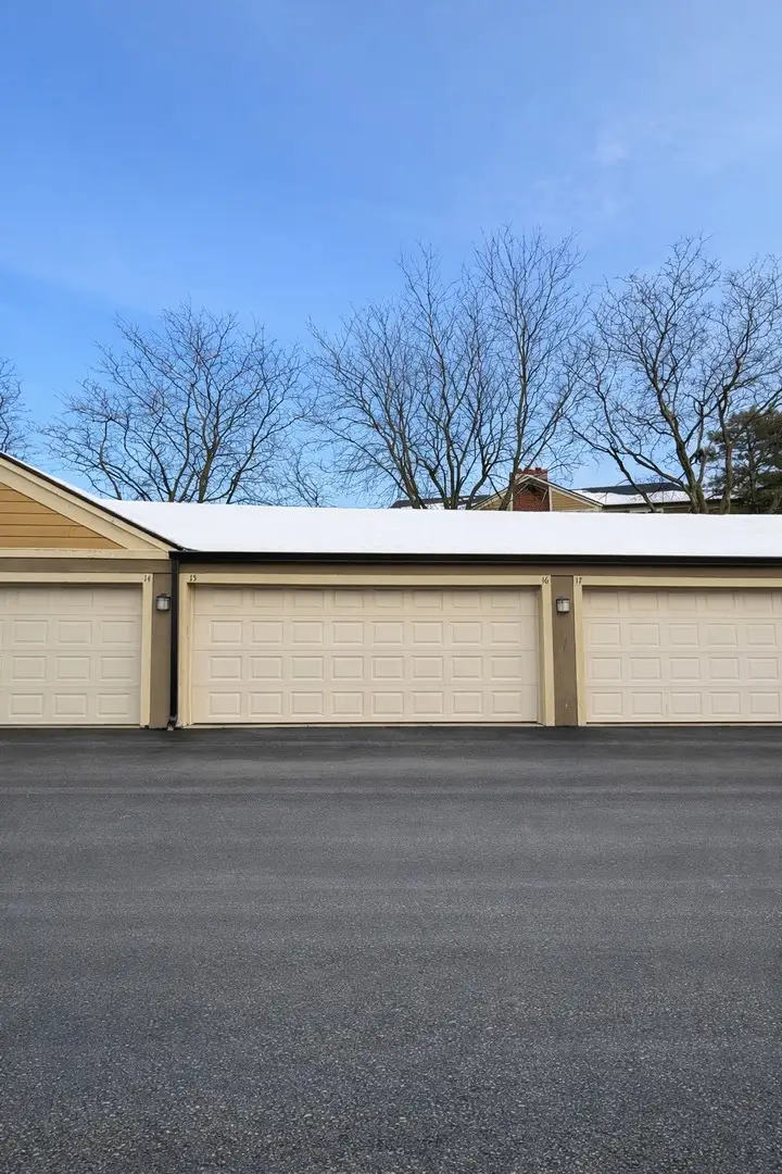 122 Glengarry Drive #G15-16, Bloomingdale, IL 60108 - Image #1