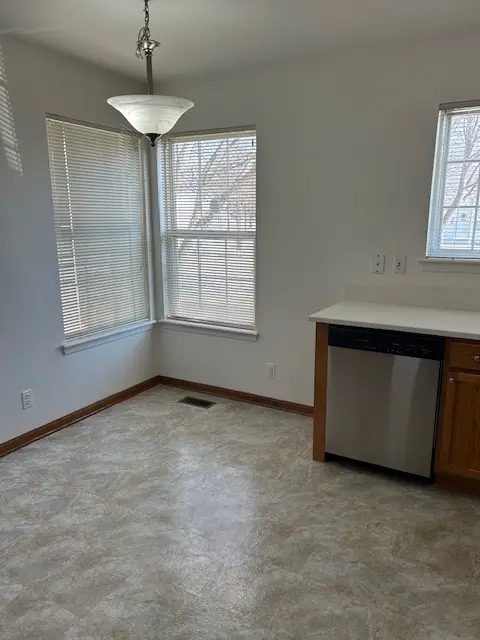 264 Kathryn Lane, North Aurora, IL 60542 - Image #2