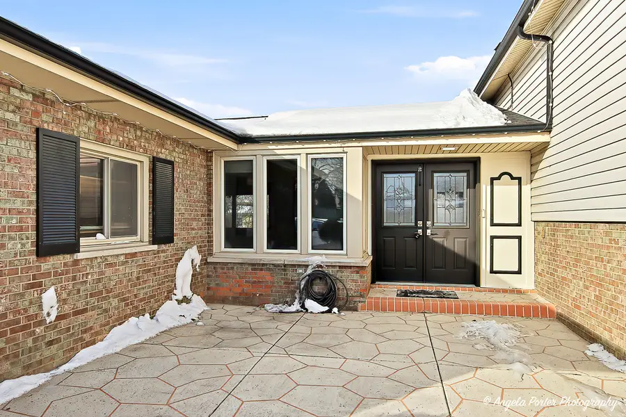 818 Rumple Lane, Addison, IL 60101 - Image #2