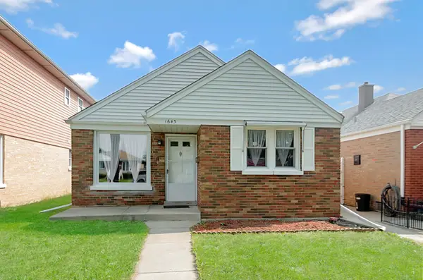 Address Withheld By Seller, Melrose Park, IL 60160