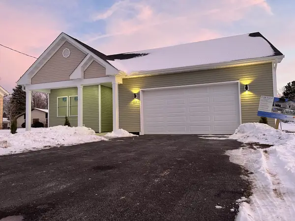 17 W Dearborn Street, Plano, IL 60545