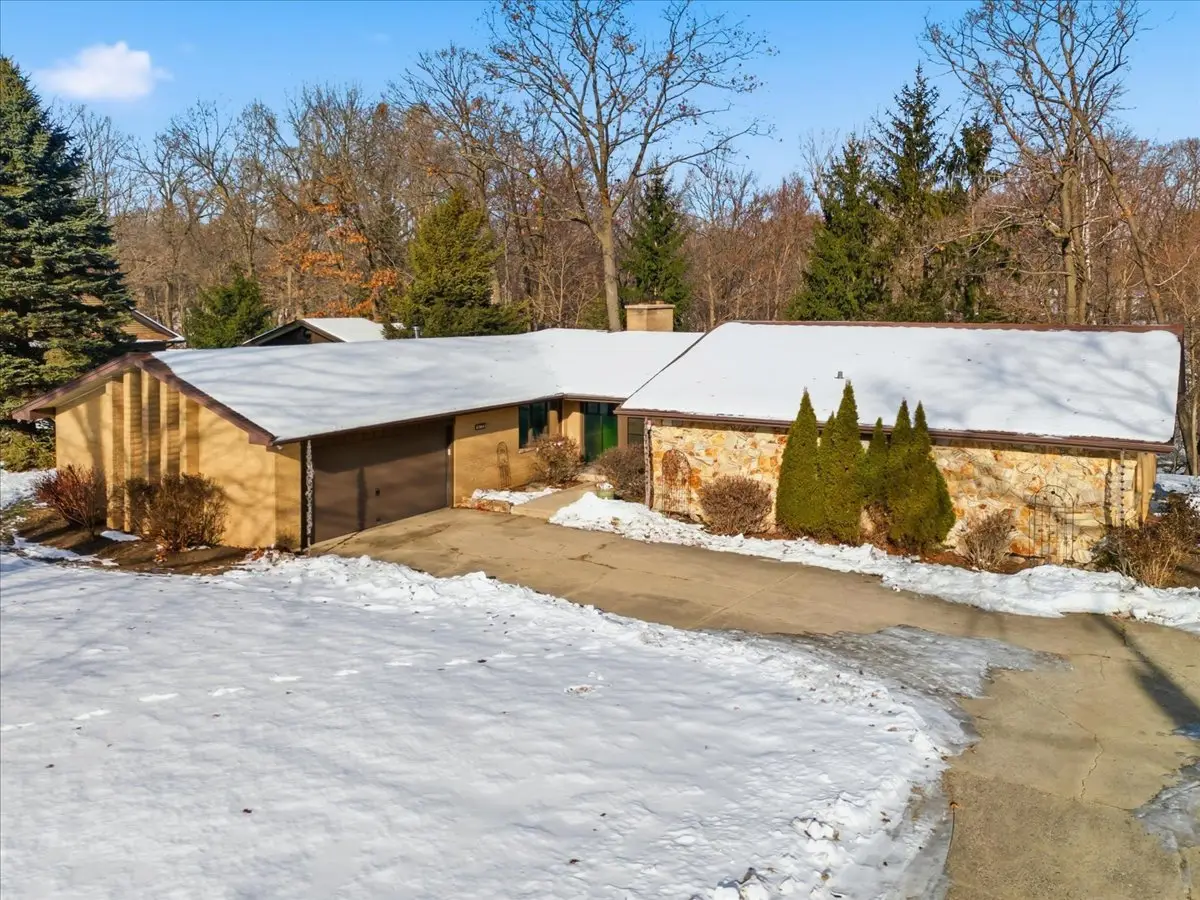 10160 W Fairbanks Avenue, Beach Park, IL 60099 - Image #1