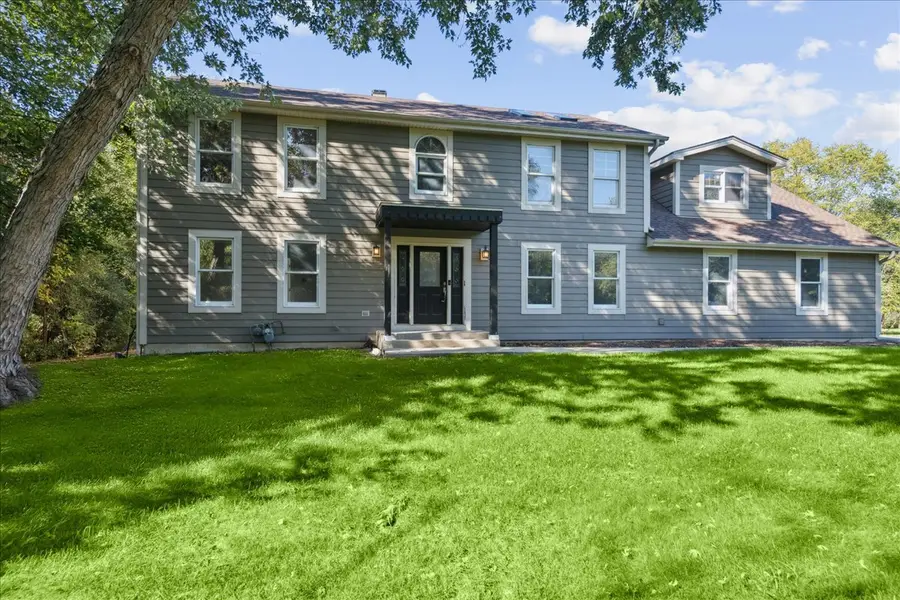 147 Deer Lane, Barrington, IL 60010 - Image #2