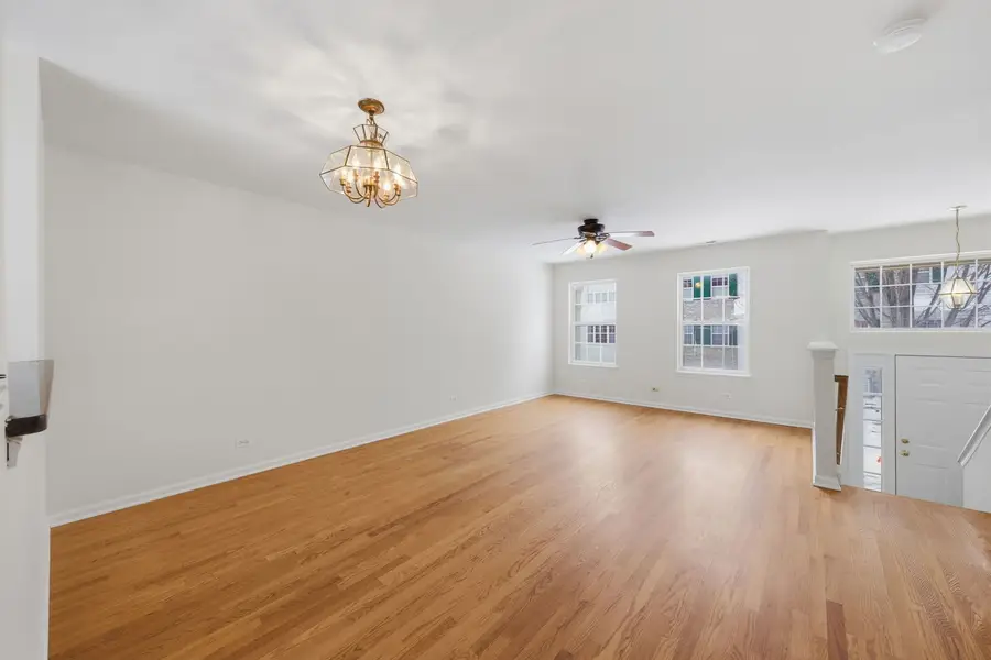 887 Emerald Drive, Pingree Grove, IL 60140 - Image #3