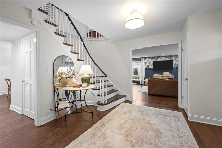 520 Standish Drive, Deerfield, IL 60015 - Image #3