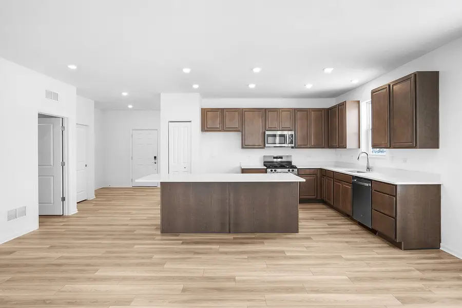 378 S Cottrell Lane, Aurora, IL 60506 - Image #3