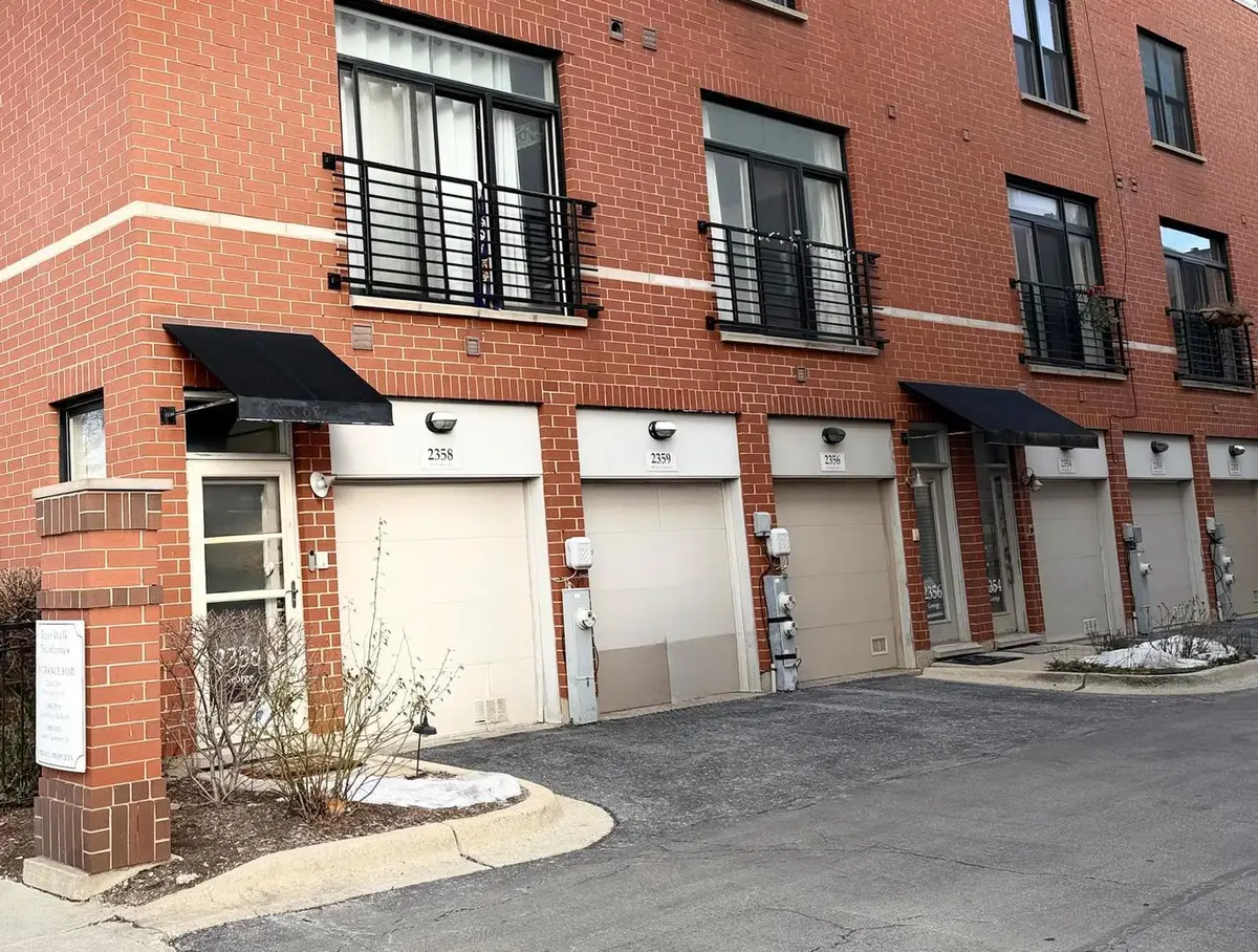 2350 W George Street #2350, Chicago, IL 60618 - Image #1