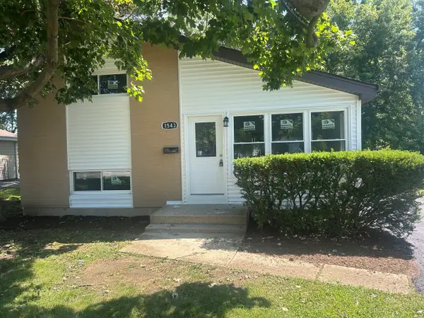 1543 Larry Lane, Glendale Heights, IL 60139