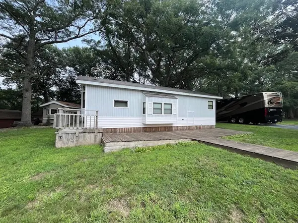 2795 E 28th Lot 232 Road, Seneca, IL 61360