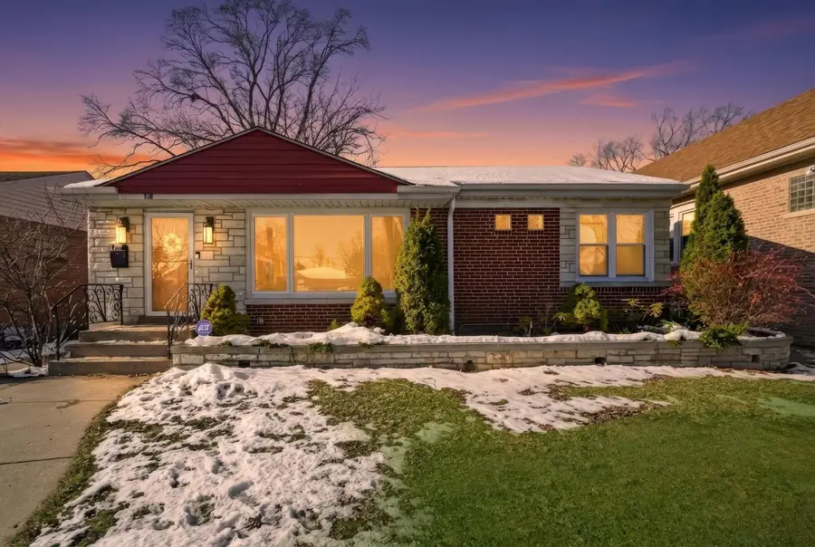 7518 Karlov Avenue, Skokie, IL 60076 - Image #2