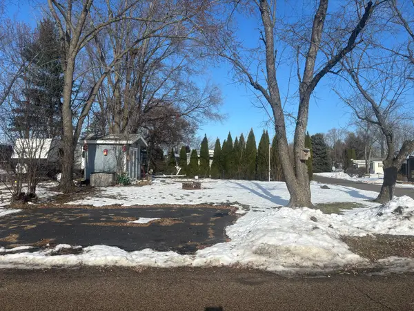 191 Drydock, Lakemoor, IL 60051