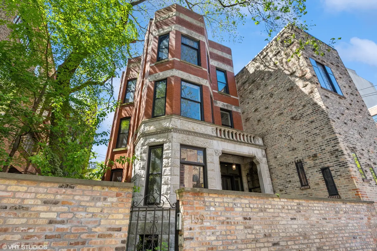 159 W Burton Place #G, Chicago, IL 60610 - Image #1