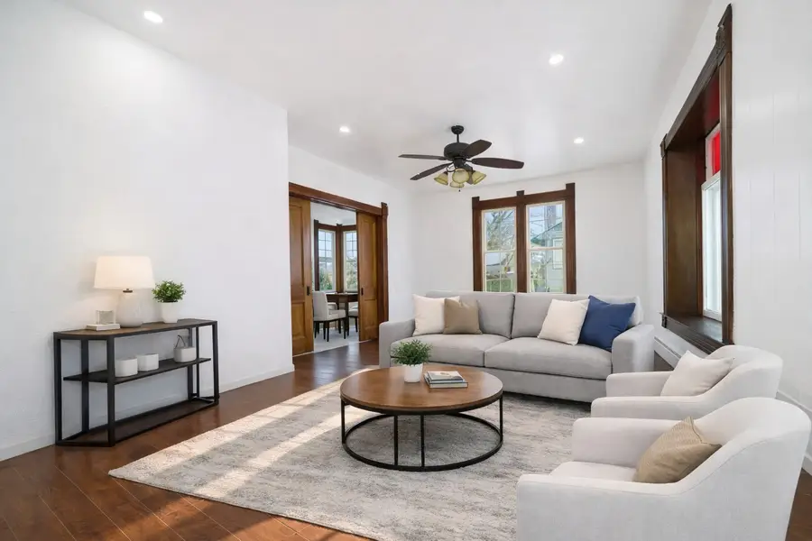 219 Calvert Avenue, Chadwick, IL 61014 - Image #2