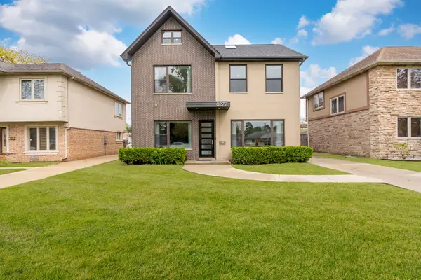 8277 N Wisner Street, Niles, IL 60714