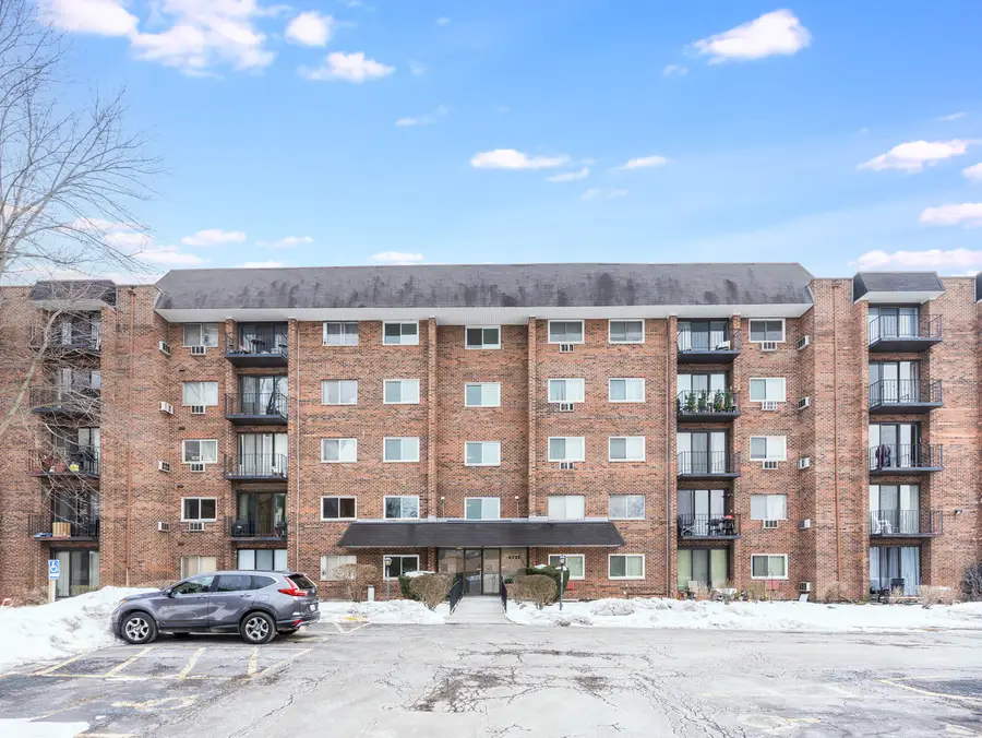 4721 Saint Joseph Creek Road #5F, Lisle, IL 60532 - Image #2
