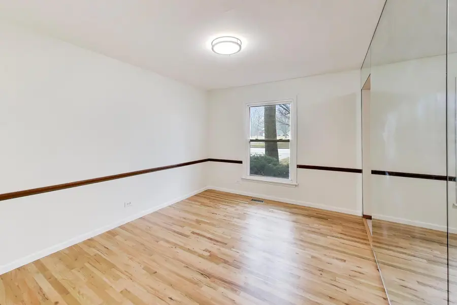 4053 Cumnor Road, Downers Grove, IL 60515 - #3