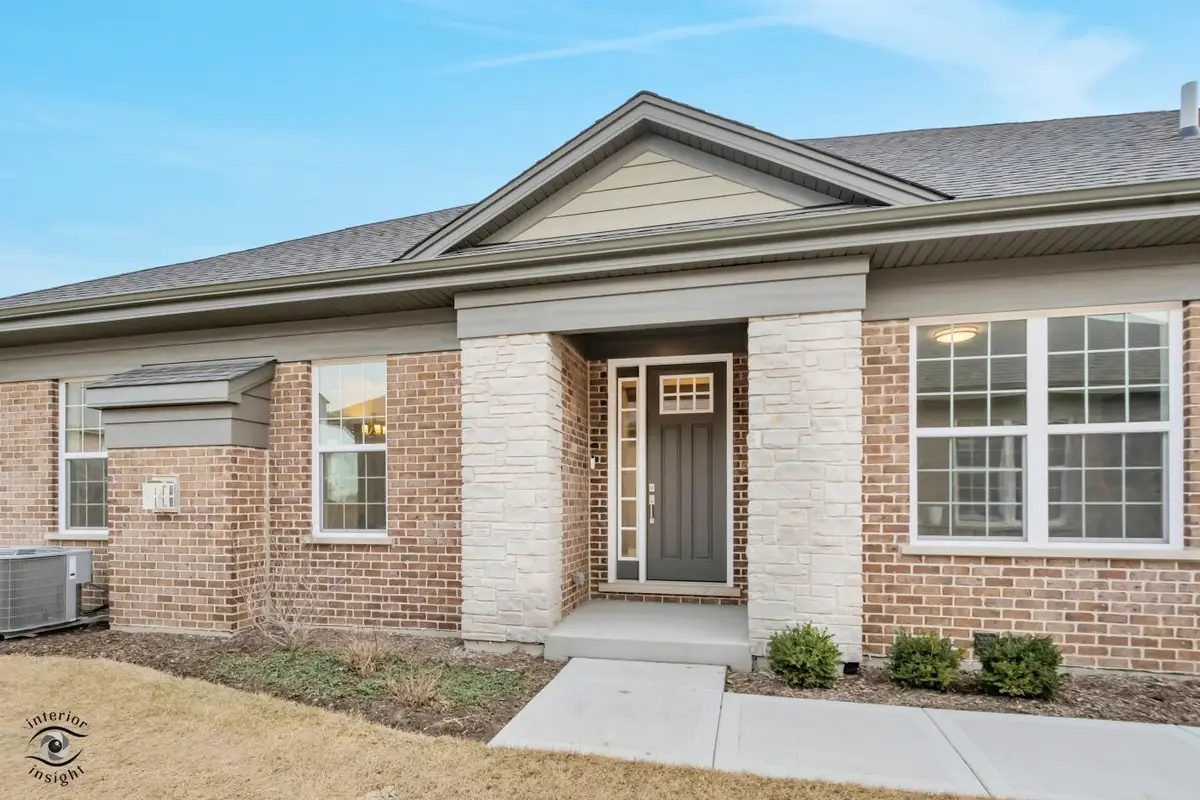 19209 Buncrana Circle, Tinley Park, IL 60487 - #1