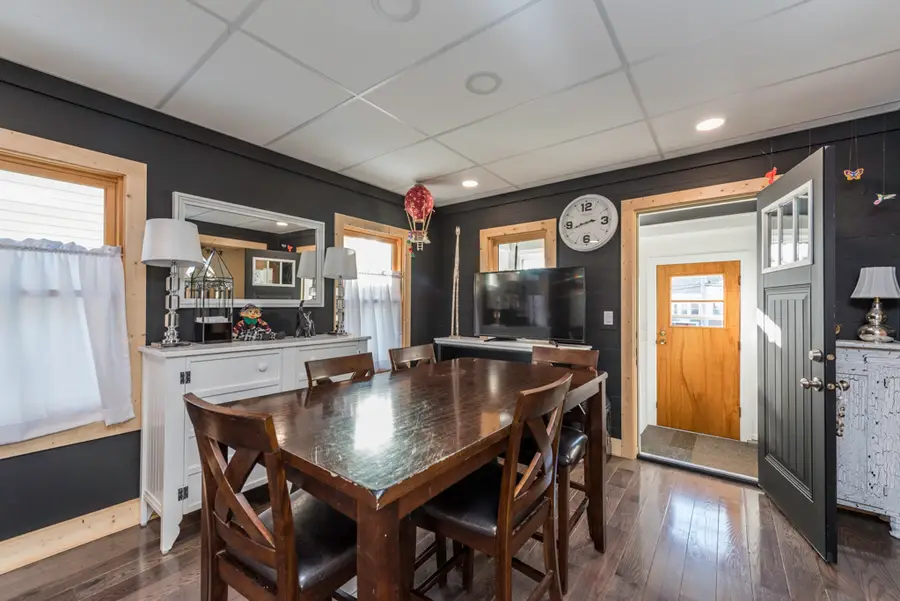 519 N Ash Street, Waukegan, IL 60085 - #3