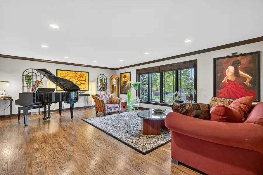 1886 Clover Drive, Inverness, IL 60067 - Image #2