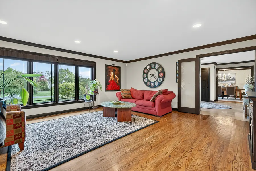 1886 Clover Drive, Inverness, IL 60067 - Image #3