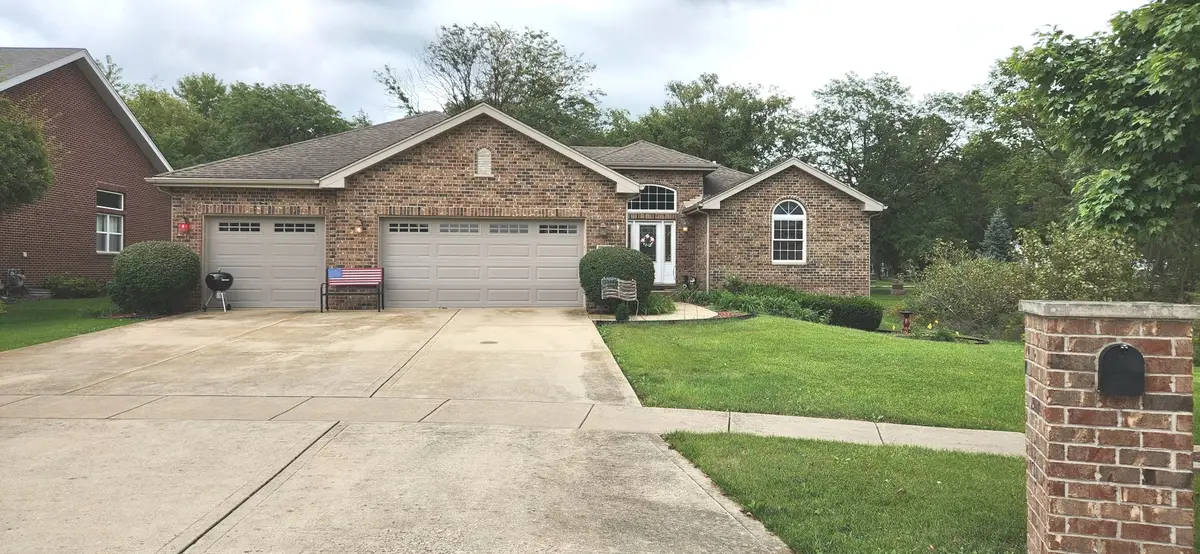 103 N Hickory Street, Peotone, IL 60468 - #1