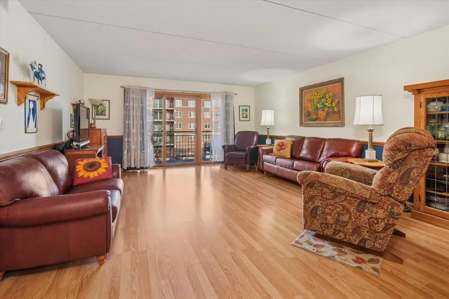 5340 N Lowell Avenue #301, Chicago, IL 60630 - Image #3
