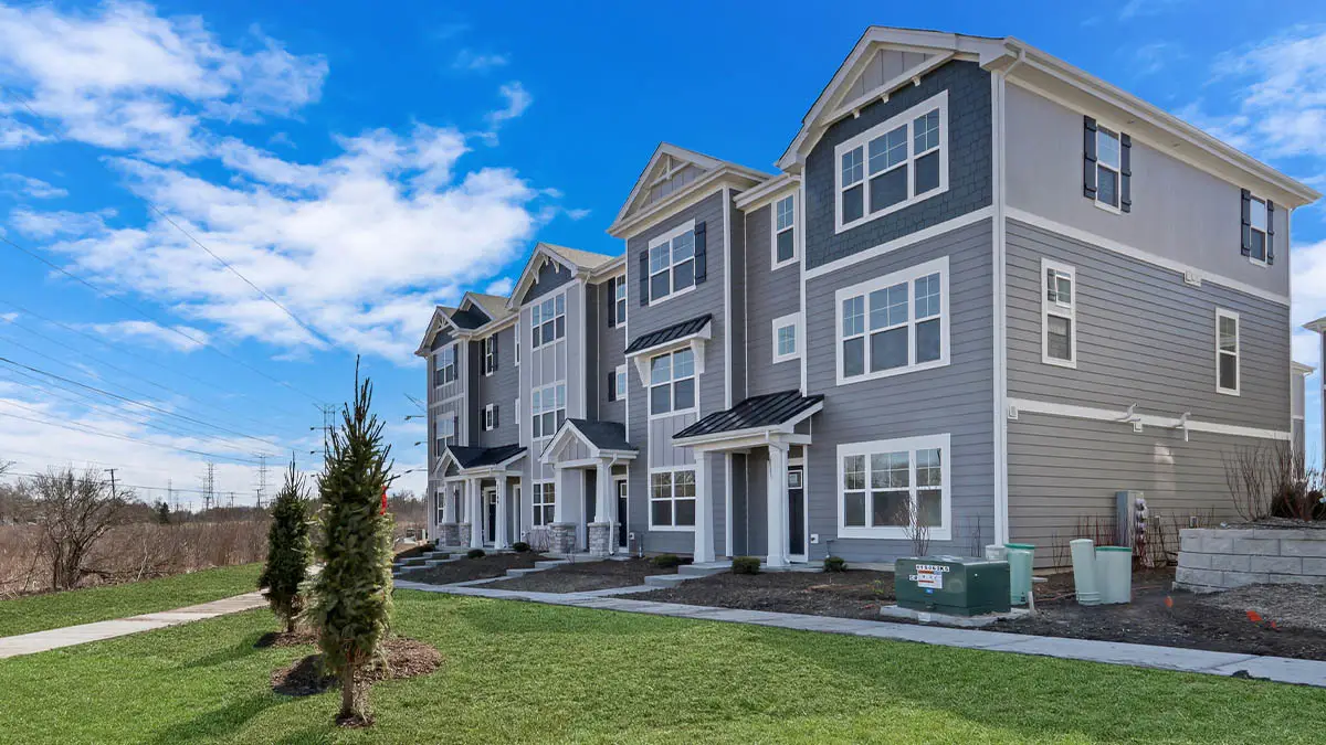 577 Yosemite Way, Mundelein, IL 60060 - Image #1