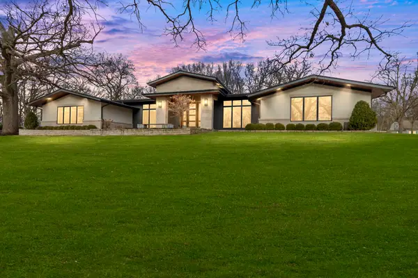 4N637 Pheasant Run Drive, St. Charles, IL 60175