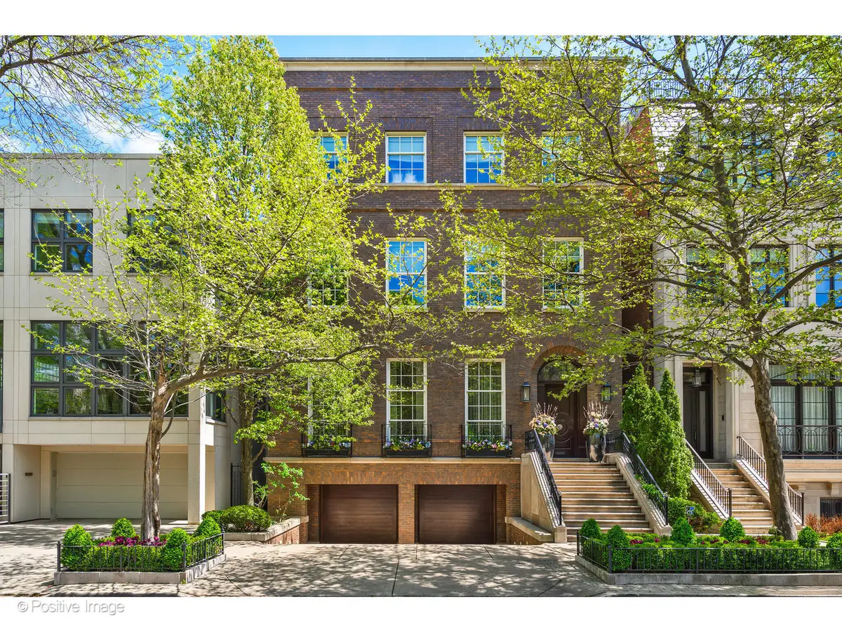 1853 N Burling Street, Chicago, IL 60614 - #1