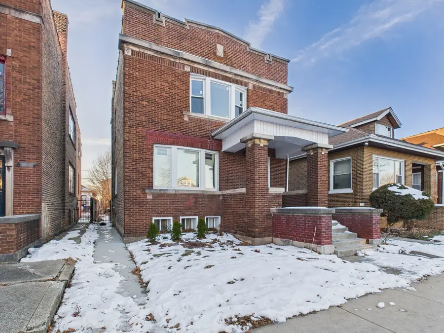 8024 S Loomis Boulevard, Chicago, IL 60620 - Image #2