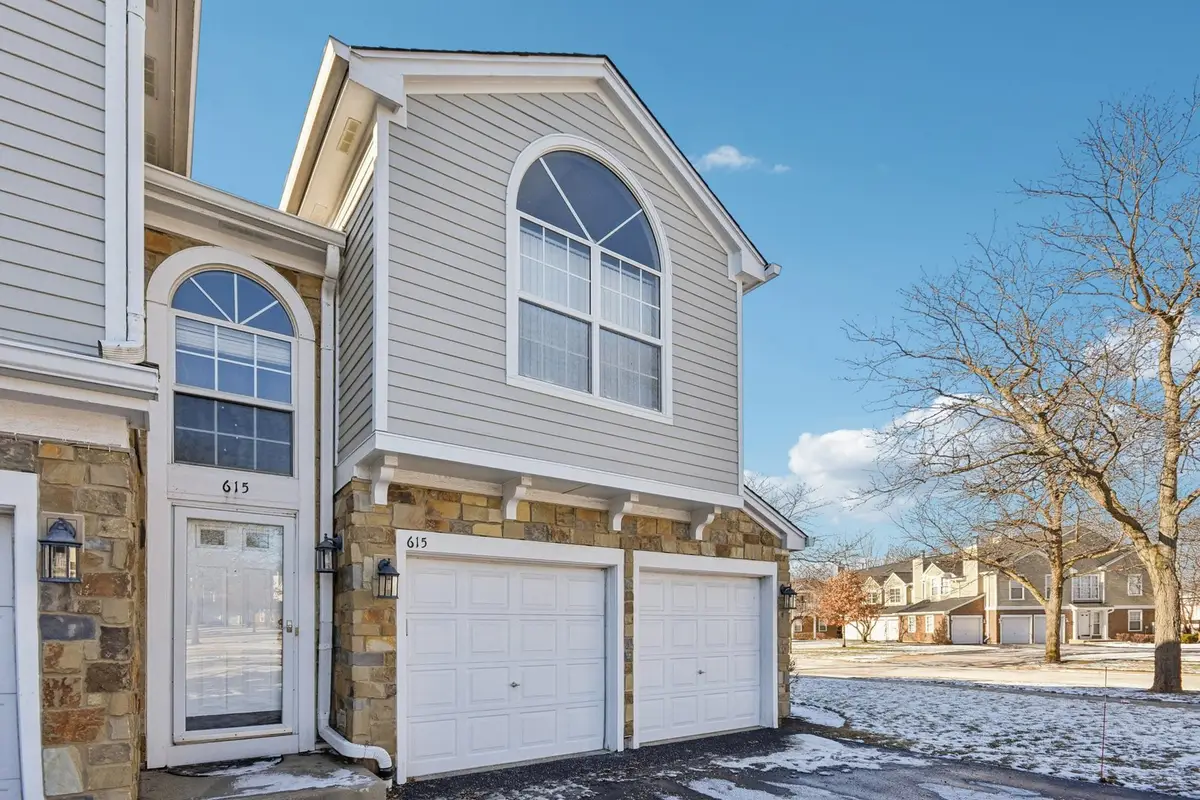 615 Grosse Pointe Circle #12-7, Vernon Hills, IL 60061 - Image #1