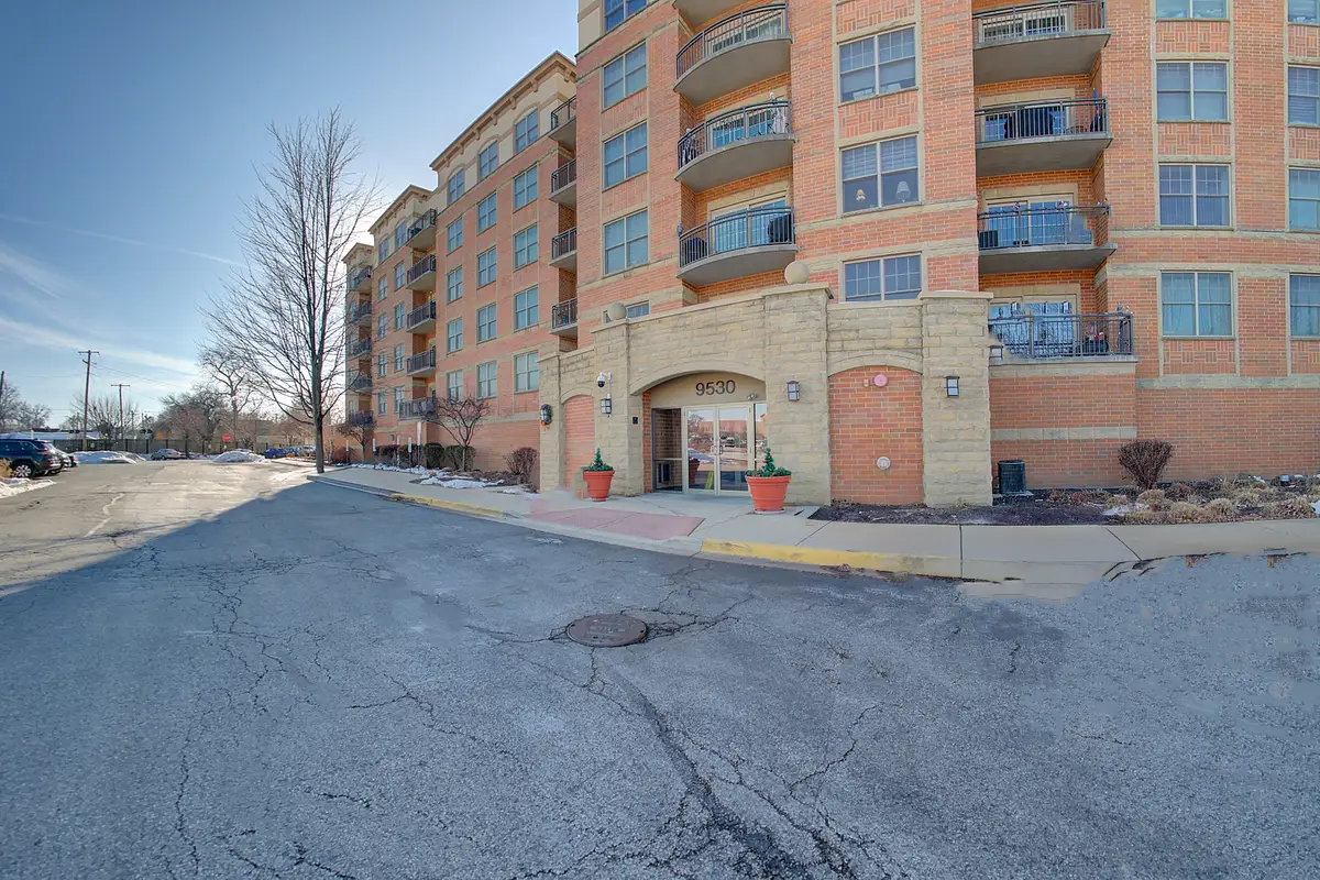 9530 Cook Avenue #414, Oak Lawn, IL 60453 - #1