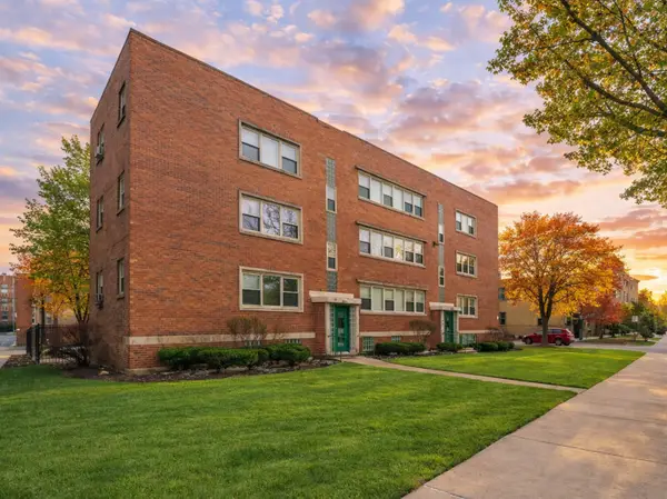 205 Custer Avenue #2, Evanston, IL 60202