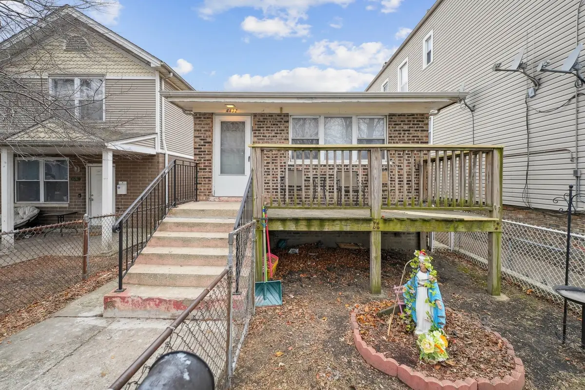 4432 S Hermitage Avenue, Chicago, IL 60609 - Image #1