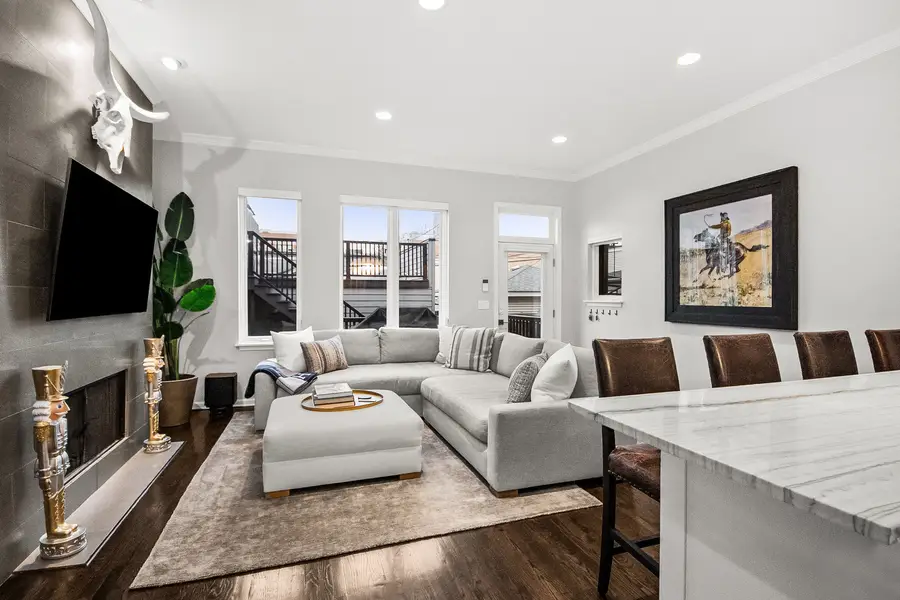 1720 N Winchester Avenue, Chicago, IL 60622 - Image #2