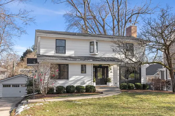 291 Spring Avenue, Glen Ellyn, IL 60137