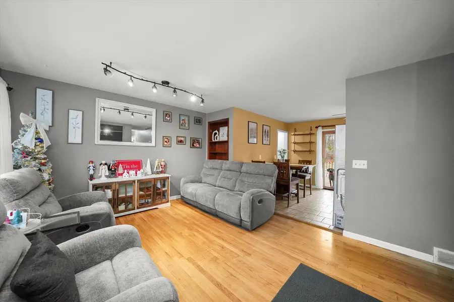 84 E Rickard Drive, Oswego, IL 60543 - #2